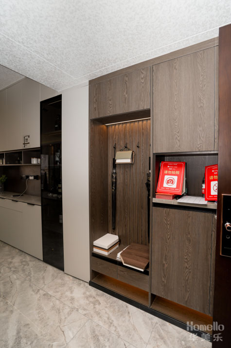 98㎡三居，合理規(guī)劃布局，加強(qiáng)軟裝功能性集合，體驗(yàn)舒適生活